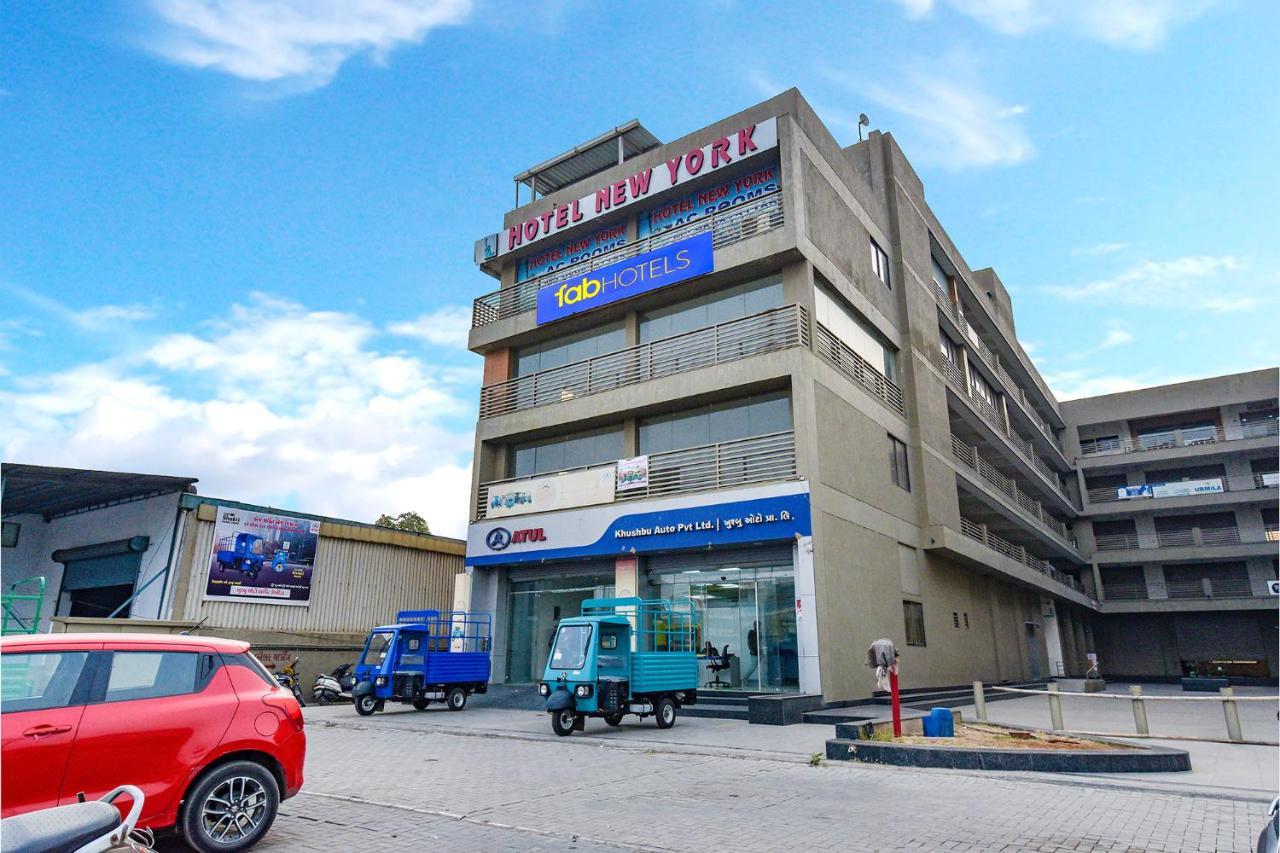 Fabhotel New York Watuwa Dış mekan fotoğraf